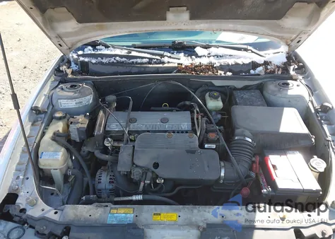 2001 Oldsmobile Alero Gl1 z USA, uszkodzony, nr VIN 1G3NL52T51C271153